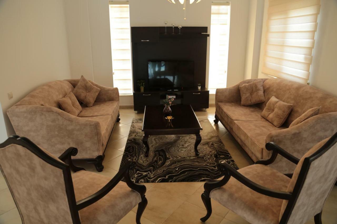 Aslam, Mahallesi 218 Sokak No 4c Tolerance Golf Sitesi C-1 Blok, Serik, Antalya Villa *